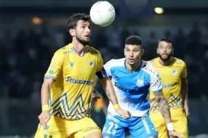 Γαλάζιο το ντέρμπι με ανατροπή και 3 στα 3 ο Απόλλωνας! (φώτος)