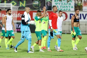 Η ΑΕΚ είναι ΕΔΩ- Πήρε το ντέρμπι με "Τρίσκο" και Ματ! (φώτος)