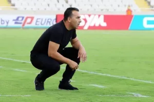 Το ΑΠΟΕΛ τις ευκαιρίες, ο Ολυμπιακός το σπουδαίο τρίποντο! (φώτος)