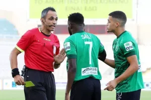 Το ΑΠΟΕΛ τις ευκαιρίες, ο Ολυμπιακός το σπουδαίο τρίποντο! (φώτος)