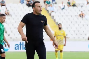 Το ΑΠΟΕΛ τις ευκαιρίες, ο Ολυμπιακός το σπουδαίο τρίποντο! (φώτος)