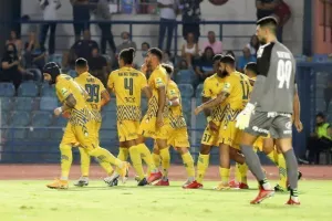 Γαλάζιο το ντέρμπι με ανατροπή και 3 στα 3 ο Απόλλωνας! (φώτος)