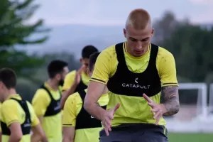 Πάφος/Νέος μήνας