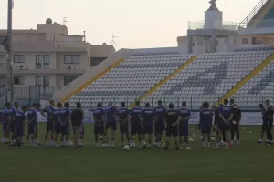 Πρόβλημα με Λάφερτι και εκτός αποστολής! 