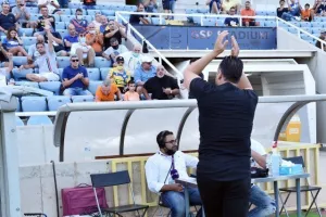 Το ΑΠΟΕΛ τις ευκαιρίες, ο Ολυμπιακός το σπουδαίο τρίποντο! (φώτος)