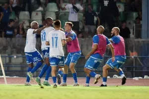 Γαλάζιο το ντέρμπι με ανατροπή και 3 στα 3 ο Απόλλωνας! (φώτος)