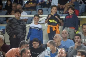 Ο κάπτεν δάγκωσε… και λύτρωσε! (φώτος)