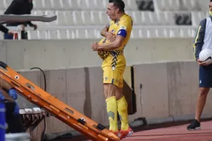 Ο κάπτεν δάγκωσε… και λύτρωσε! (φώτος)