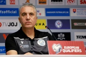Κωστένογλου: "Βαθμό ή βαθμούς για την ψυχολογία μας" (Δηλώσεις Νικόλα)
