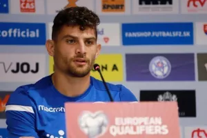 Κωστένογλου: "Βαθμό ή βαθμούς για την ψυχολογία μας" (Δηλώσεις Νικόλα)