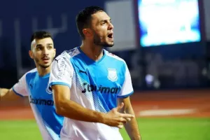 Γαλάζιο το ντέρμπι με ανατροπή και 3 στα 3 ο Απόλλωνας! (φώτος)