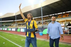 AΕΛ και Απόλλωνας τίμησαν τον Κυριάκο - Αποκάλυψε οικονομική βοήθεια από "ΣΟΦΟ"