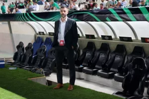 Άντεξε... ένα ημίχρονο/ Ήττα με τεσσάρα από Καραμπάχ (Φώτος)