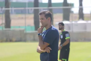 Ο προπονητής Νούνο Μοράις (φώτος)
