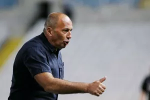 Συμβιβασμός και... βαθμός (Φώτος)