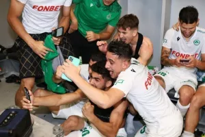 Επιστρέφει, στο γήπεδο που... επέστρεψε! (Φώτος)