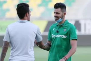 Η ΑΕΚ είναι ΕΔΩ- Πήρε το ντέρμπι με "Τρίσκο" και Ματ! (φώτος)