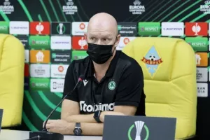 Μπεργκ: "Αν πρέπει να διαλέξω προτεραιότητα είναι το πρωτάθλημα-Έχω πολύ καλούς αμυντικούς"