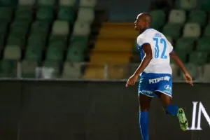 Άντεξε με 10 και "τρίποντο" με Γιάνγκα! (Φώτος)