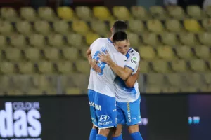 Ίσρα Κολ: "Vamos Apollon" με φόντο τη Δυτική!