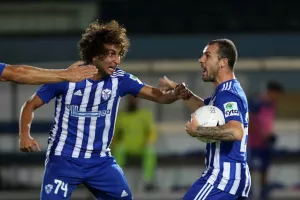 Το πάθος του Καλτσά "φάρμακο" στις "πληγές" της "Κυρίας";