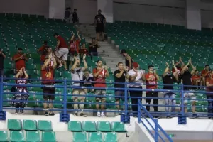 "Πάρτι" στη Λευκωσία ο Ολυμπιακός! (φώτος)