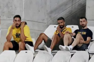ΦΩΤΟΣ από τις κερκίδες του ΓΣΠ