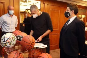 Η διάσκεψη για το Eurobasket 2025: "Η επιλογή μας θα είναι να γίνουν στην Κύπρο οι αγώνες της Εθνικής Ελλάδος"