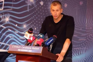 Η διάσκεψη για το Eurobasket 2025: "Η επιλογή μας θα είναι να γίνουν στην Κύπρο οι αγώνες της Εθνικής Ελλάδος"