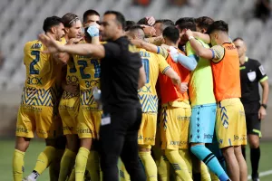 Σκόραρε ο Ζαμπάλα, πανηγύρισαν ΟΛΟΙ μαζί στον πάγκο! (φώτος)