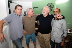 ΦΩΤΟΡΕΠΟΡΤΑΖ/Όλοι εκεί για τον Γκρέγκορι