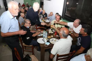 ΦΩΤΟΡΕΠΟΡΤΑΖ/Όλοι εκεί για τον Γκρέγκορι