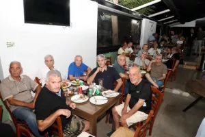 ΦΩΤΟΡΕΠΟΡΤΑΖ/Όλοι εκεί για τον Γκρέγκορι