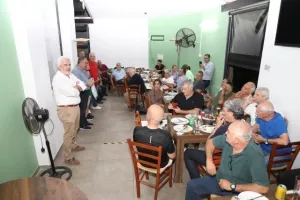 ΦΩΤΟΡΕΠΟΡΤΑΖ/Όλοι εκεί για τον Γκρέγκορι