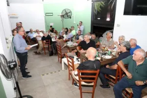ΦΩΤΟΡΕΠΟΡΤΑΖ/Όλοι εκεί για τον Γκρέγκορι