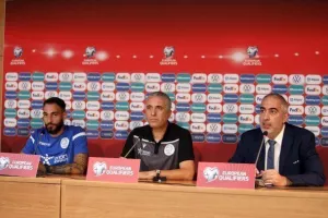 Κωστένογλου: "Να ξεχάσουμε το τελευταίο παιχνίδι-Σημαντική η παρουσία του κόσμου"