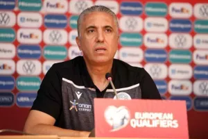 Κωστένογλου: "Να ξεχάσουμε το τελευταίο παιχνίδι-Σημαντική η παρουσία του κόσμου"