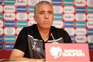 Κωστένογλου: "Να ξεχάσουμε το τελευταίο παιχνίδι-Σημαντική η παρουσία του κόσμου"