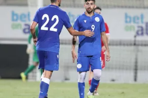 Από εξάρα σε εξάρα η Εθνική Ελπίδων! (φώτος)