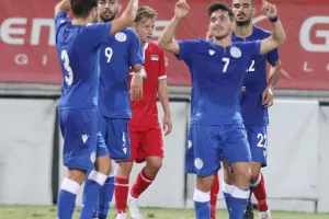 Από εξάρα σε εξάρα η Εθνική Ελπίδων! (φώτος)