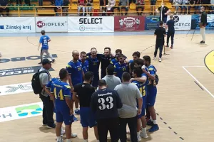 Είπε "αντίο" με ήττα το ΑΠΟΕΛ