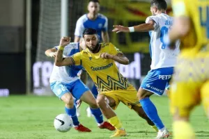 Γαλάζιο το ντέρμπι με ανατροπή και 3 στα 3 ο Απόλλωνας! (φώτος)