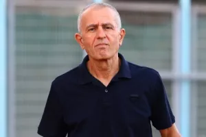 Πρεμιέρα με… μηδέν στο ντέρμπι  (φώτος)