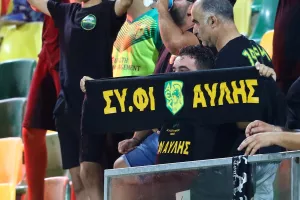 Η ΑΕΚ είναι ΕΔΩ- Πήρε το ντέρμπι με "Τρίσκο" και Ματ! (φώτος)