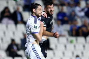 Με το αριστερό... η επιστροφή (Φώτος)