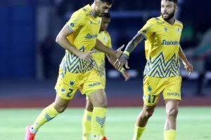 Γαλάζιο το ντέρμπι με ανατροπή και 3 στα 3 ο Απόλλωνας! (φώτος)