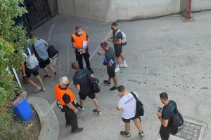 Η άφιξη του Ολυμπιακού (Φώτος/Βίντεο)