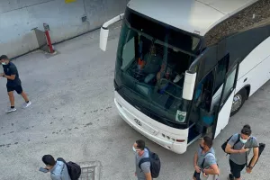 Η άφιξη του Ολυμπιακού (Φώτος/Βίντεο)