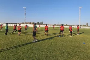 "Όλοι κοντά στην ομάδα μας - Μόνο νίκη"!