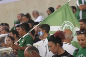Παρακάμερα με Δόξα 